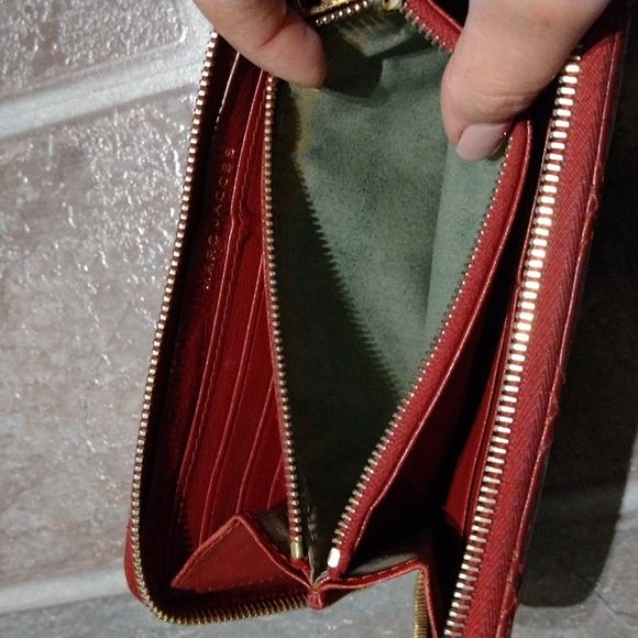 Marc Jacob red burgundy quilting pattern wallet - Picture 5 of 8